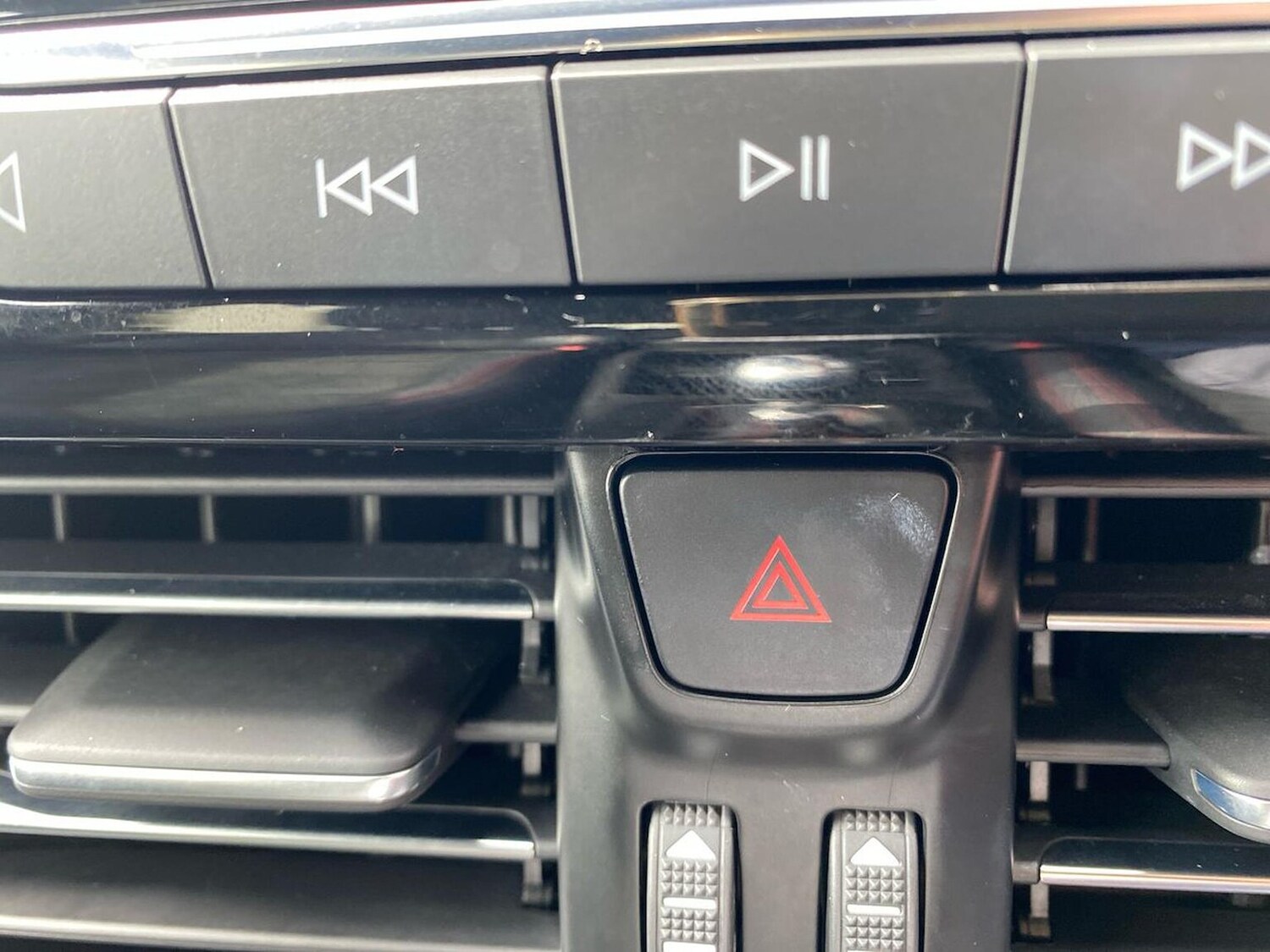 Used Ford Kuga 2023 for sale - 78198111: Photo 24