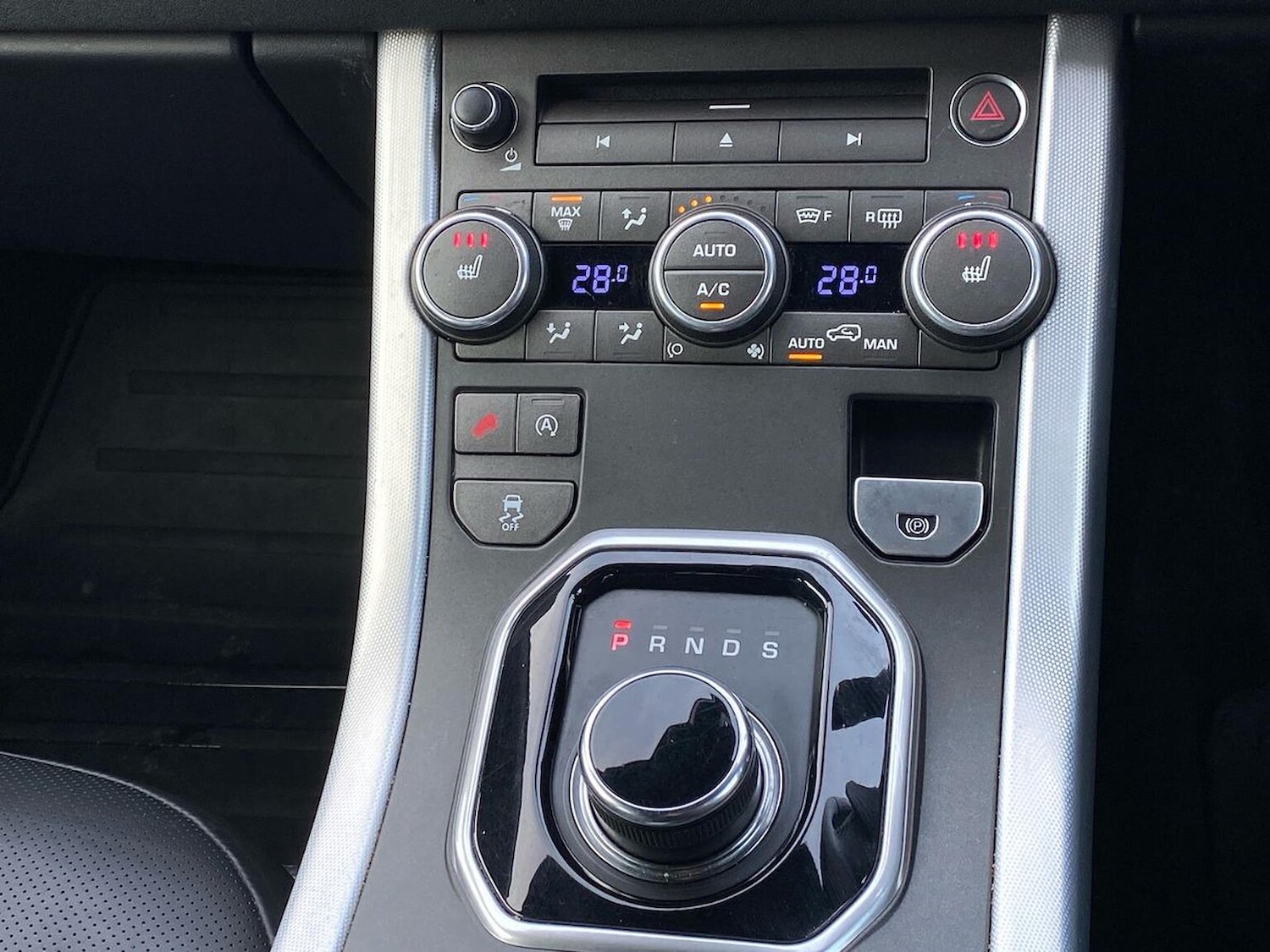 Used Land Rover Range Rover Evoque 2017 for sale - 77077982: Photo 12