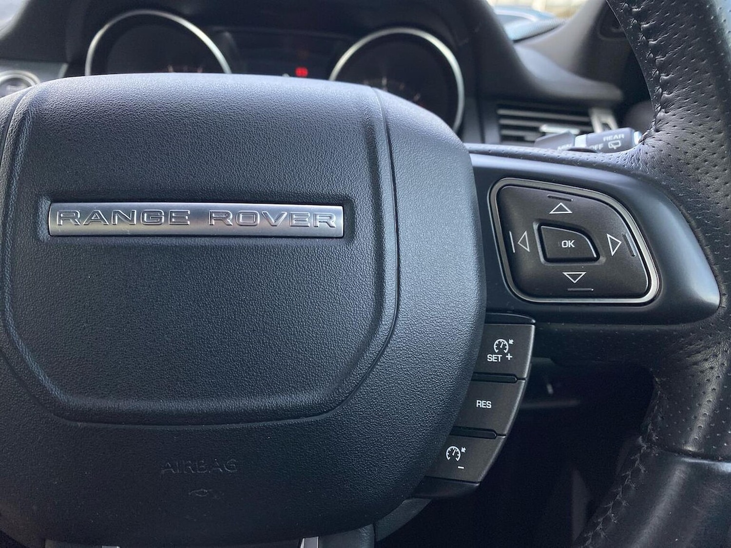 Used Land Rover Range Rover Evoque 2017 for sale - 77077982: Photo 26