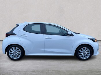 Used Toyota Yaris 2022 for sale - 77008271: Photo