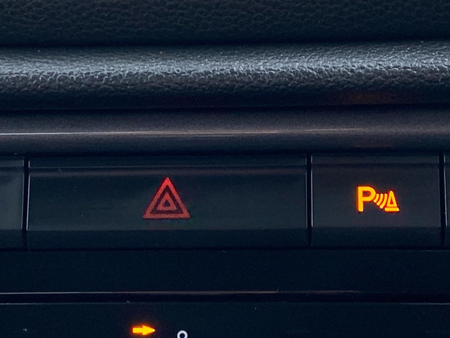 Used Volkswagen T-Roc 2023 for sale - 76541885: Photo 22