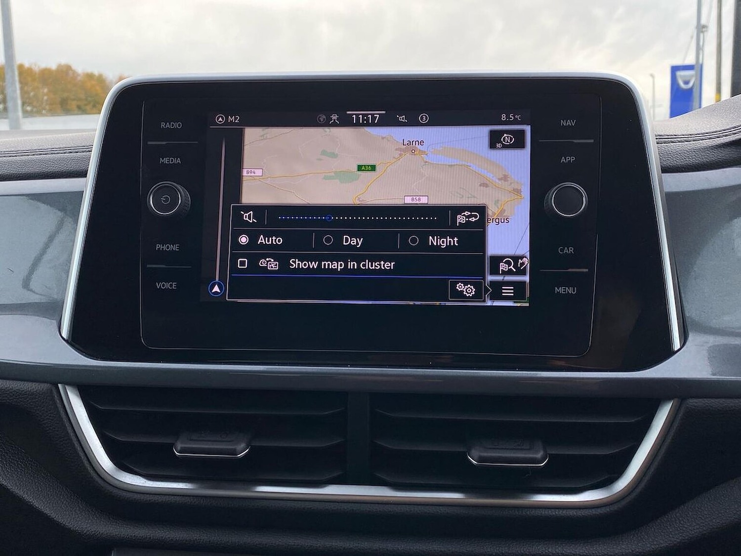 Used Volkswagen T-Roc 2023 for sale - 76541885: Photo 24