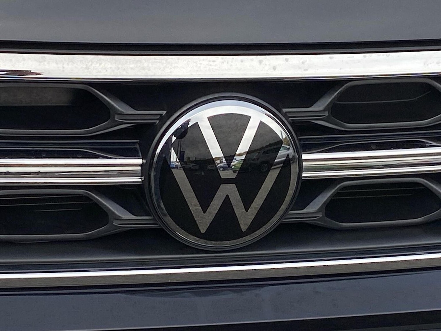 Used Volkswagen T-Roc 2023 for sale - 76541885: Photo 30