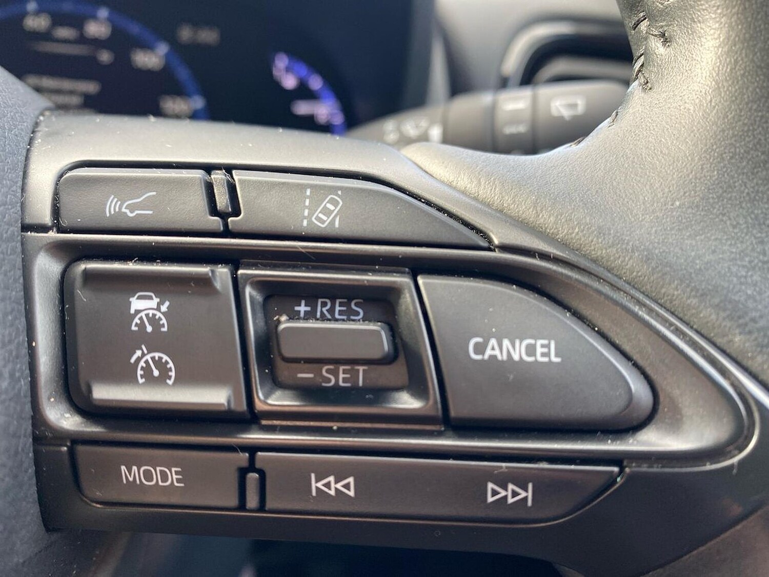 Used Toyota Yaris Cross 2023 for sale - 78192763: Photo 28