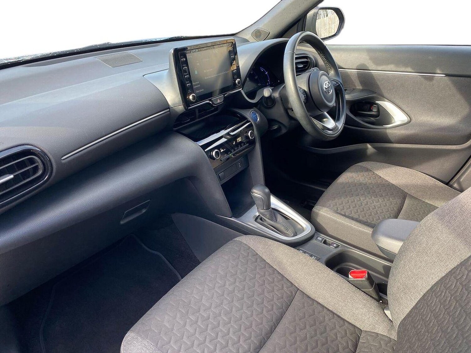 Used Toyota Yaris Cross 2023 for sale - 78192763: Photo 9