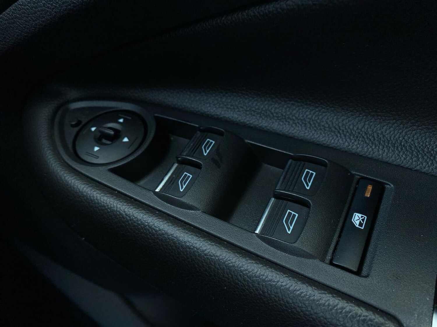 Used Ford Kuga 2018 for sale - 75962404: Photo 21