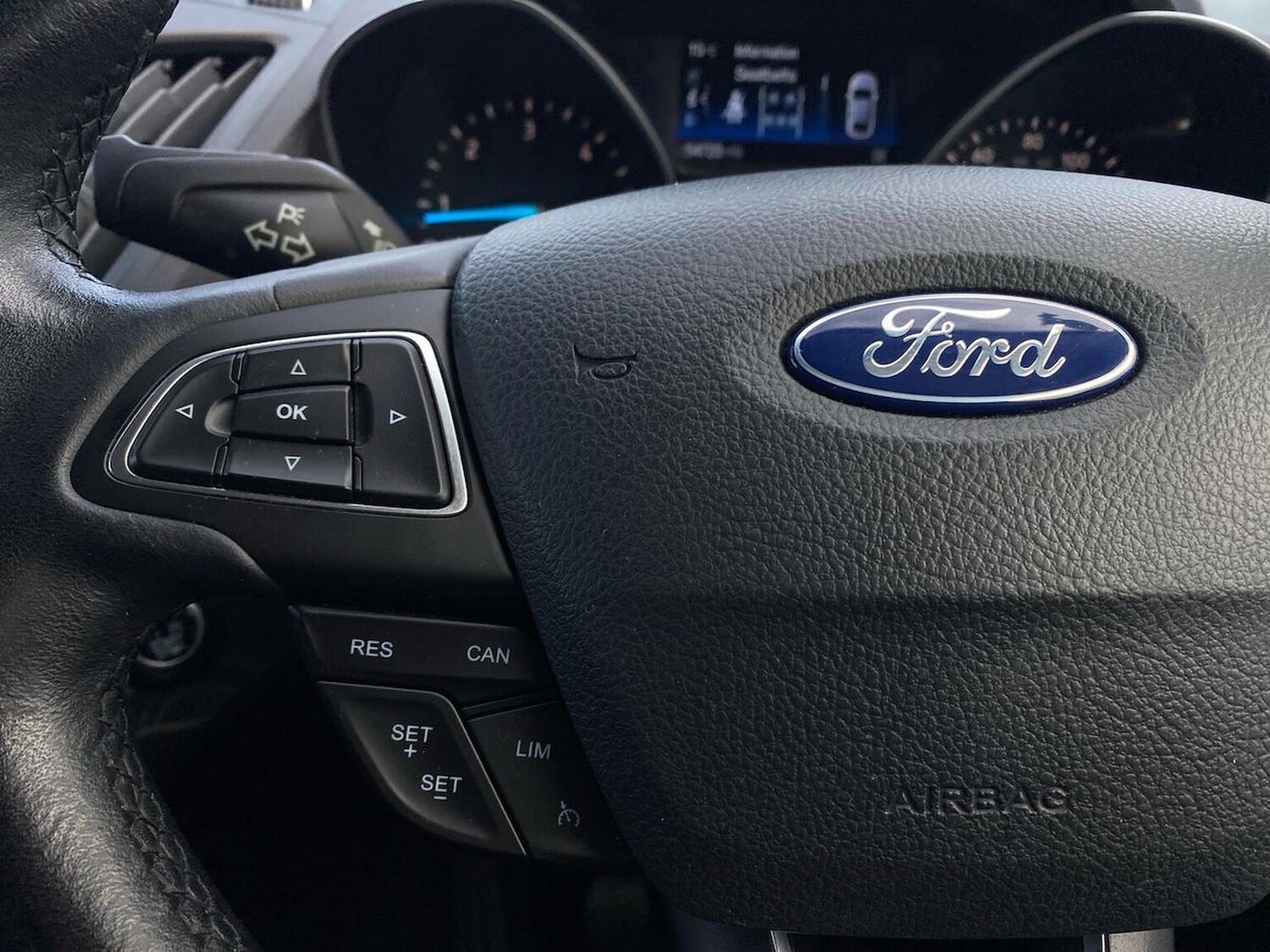 Used Ford Kuga 2018 for sale - 75962404: Photo 27