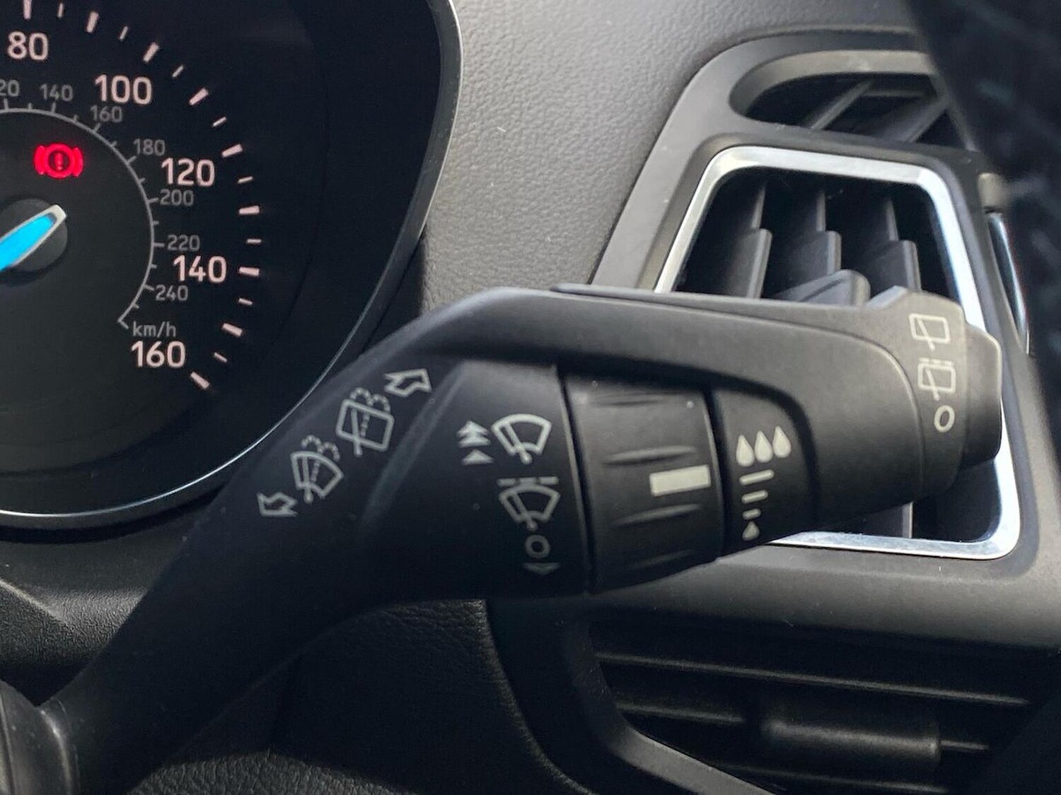 Used Ford Kuga 2018 for sale - 75962404: Photo 28