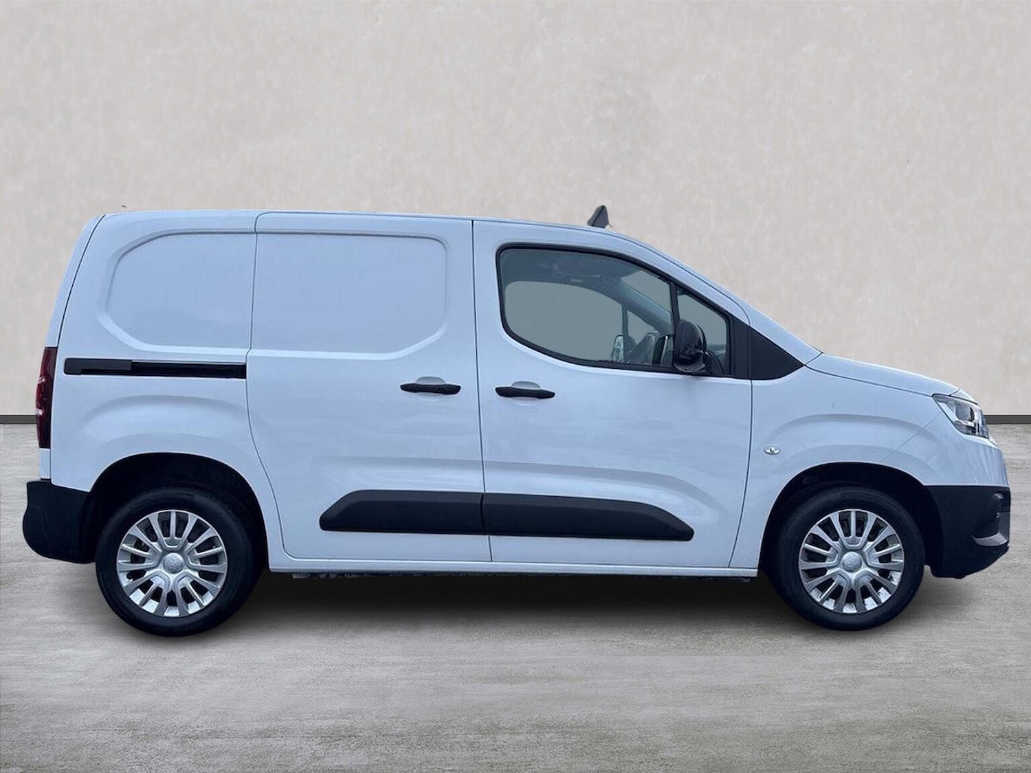 Used Toyota ProAce 2022 for sale - 77489083: Photo 3