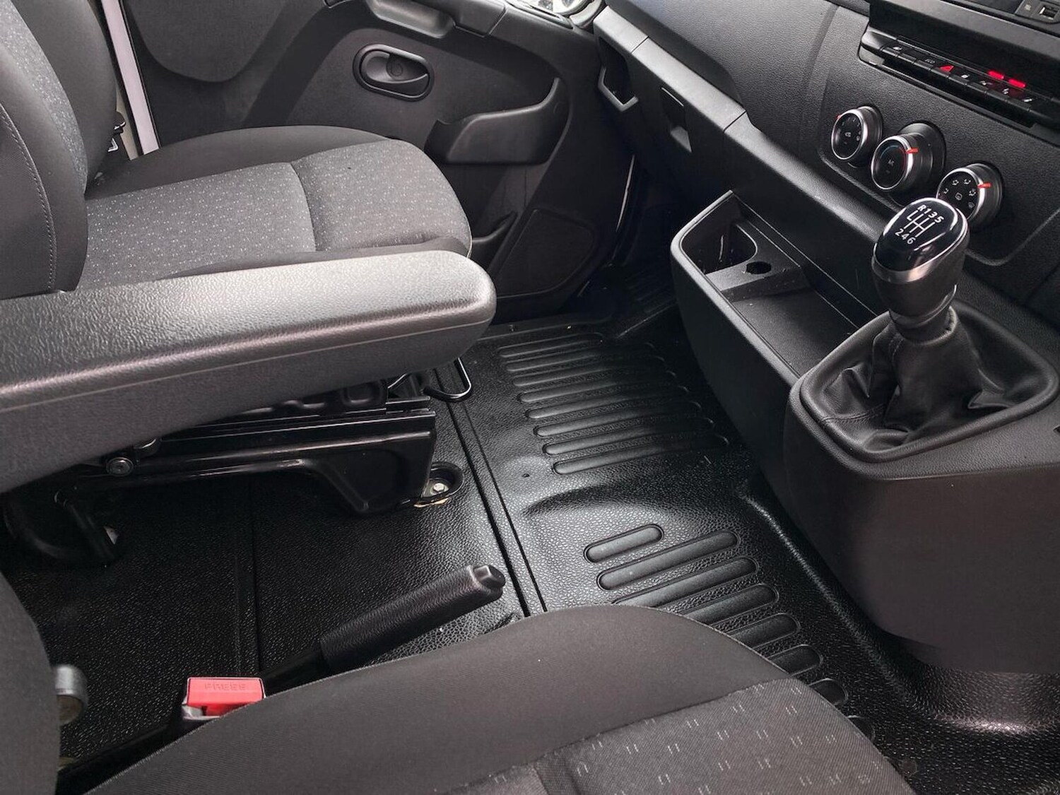 Used Vauxhall Movano 2021 for sale - 75907131: Photo 13