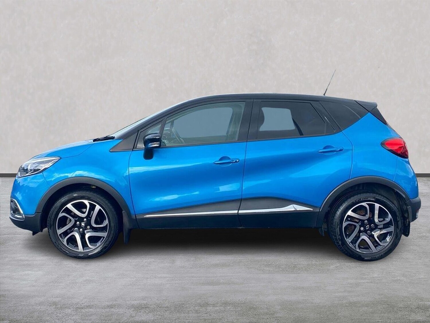 Used Renault Captur 2016 for sale - 76588609: Photo 19