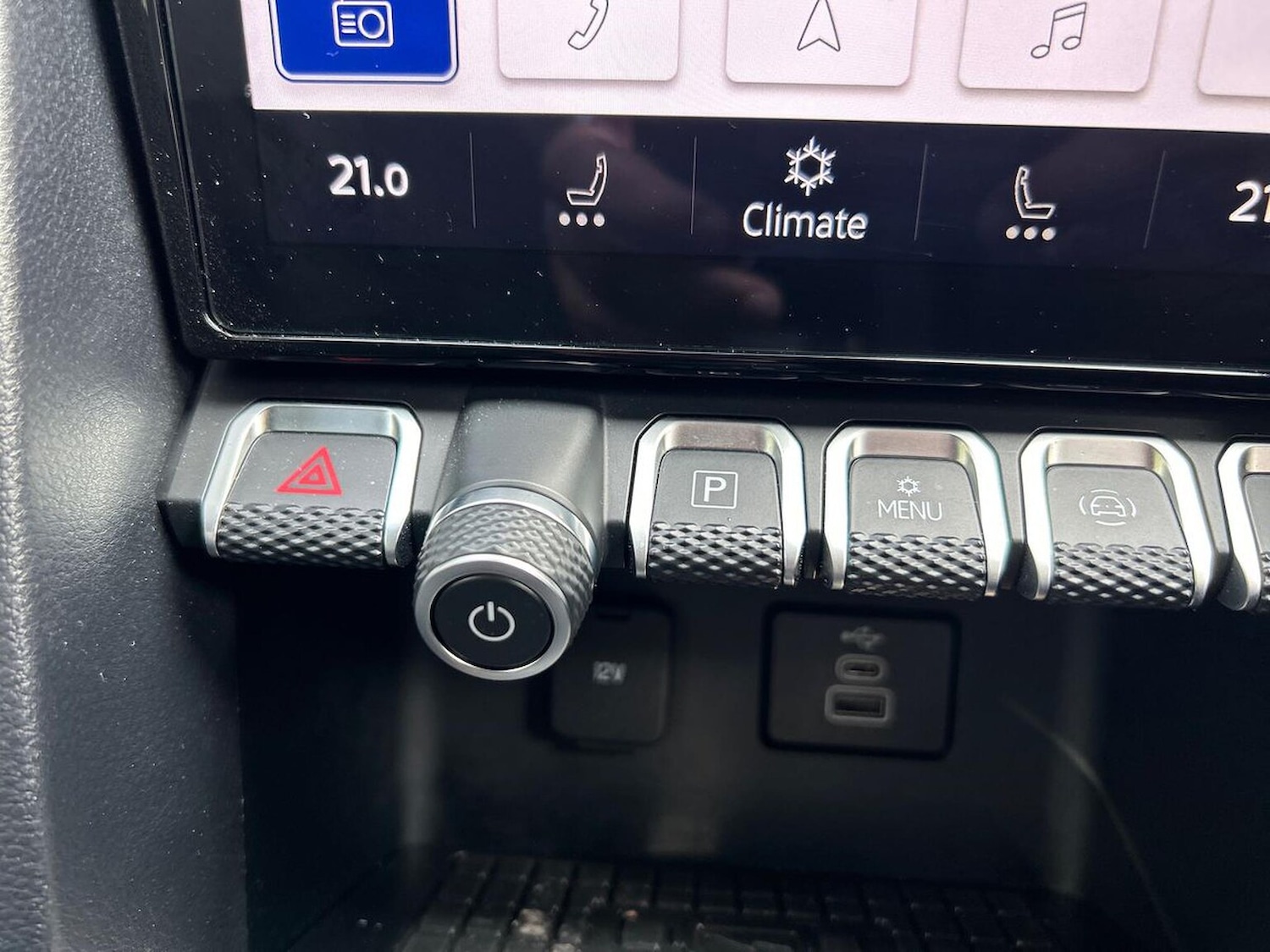 Used Volkswagen Amarok 2024 for sale - 76968959: Photo 22