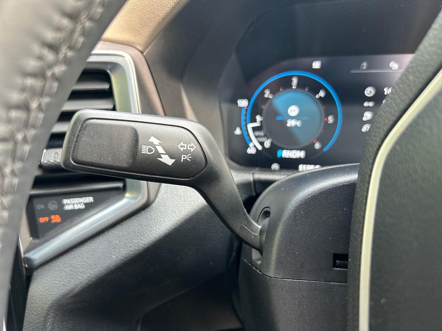 Used Volkswagen Amarok 2024 for sale - 76968959: Photo 29