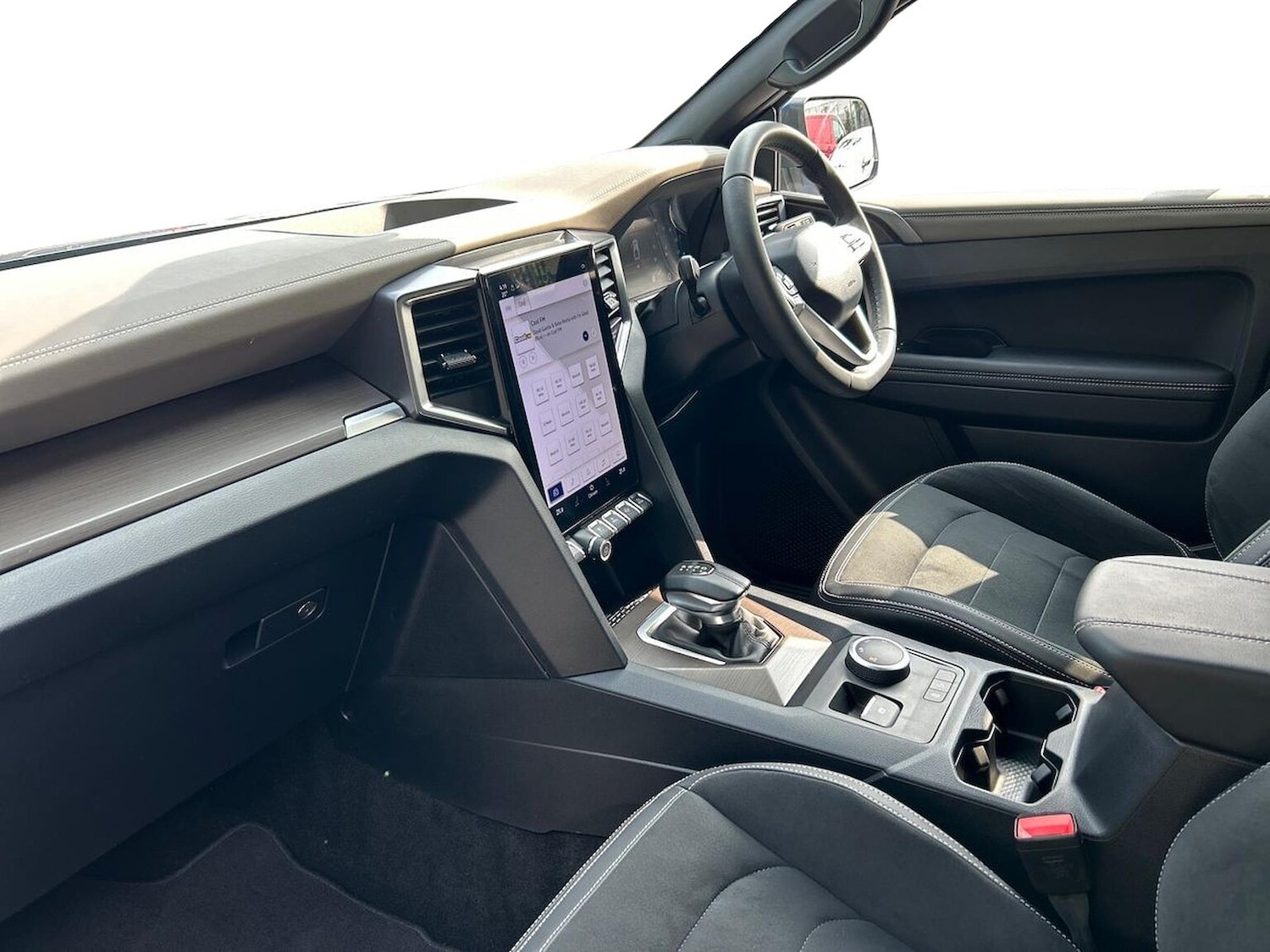 Used Volkswagen Amarok 2024 for sale - 76968959: Photo 7