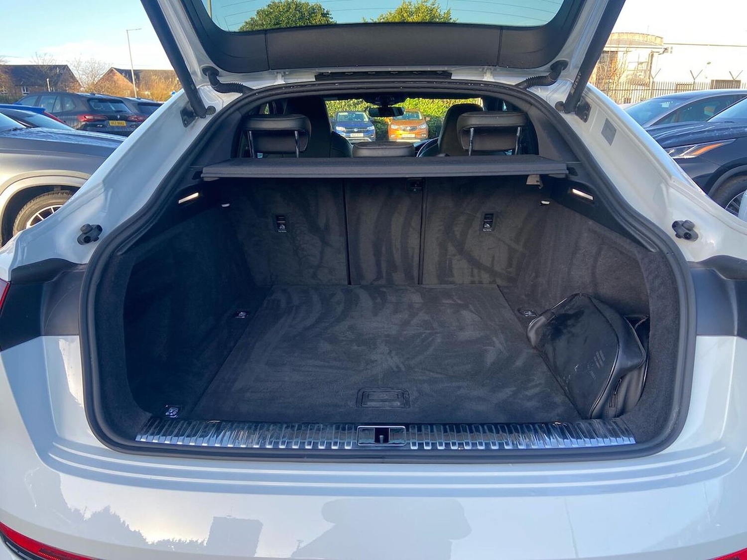 Used Audi e-tron 2022 for sale - 76863978: Photo 18