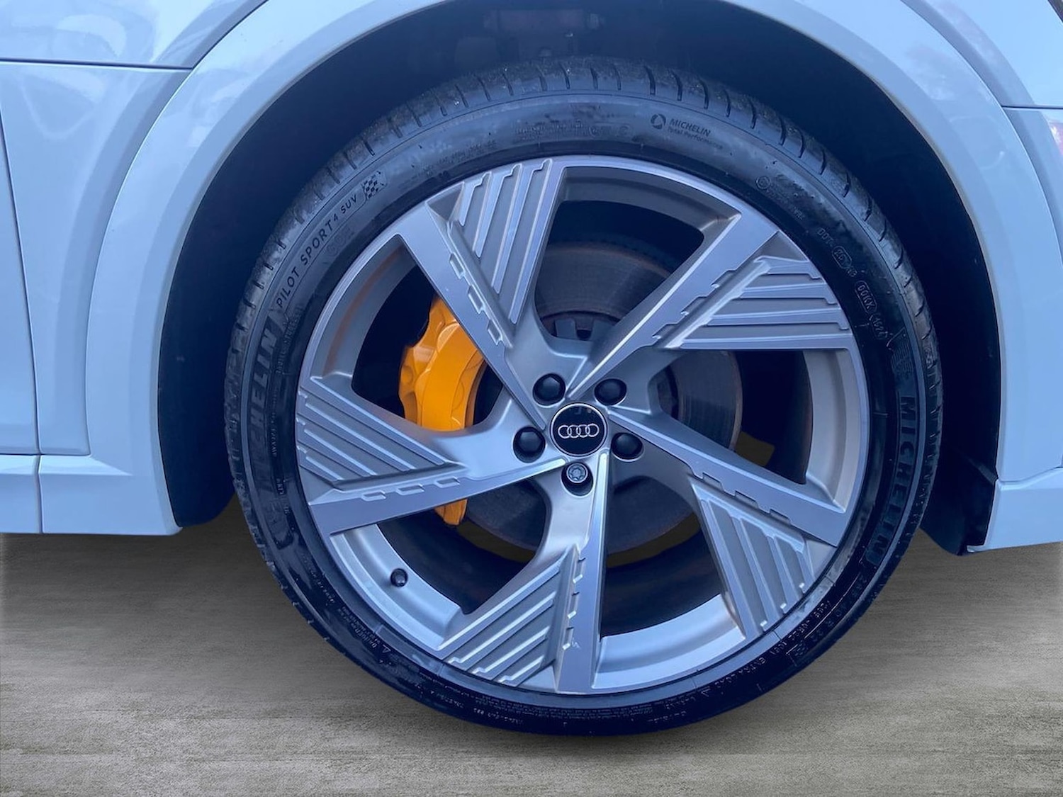 Used Audi e-tron 2022 for sale - 76863978: Photo 7