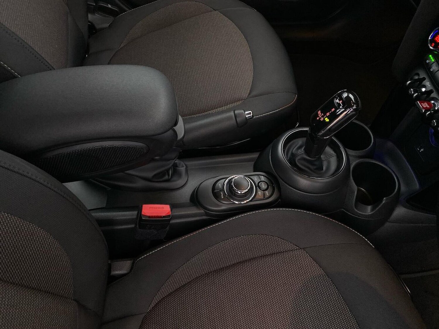 Used MINI Hatch 2022 for sale - 77489157: Photo 13