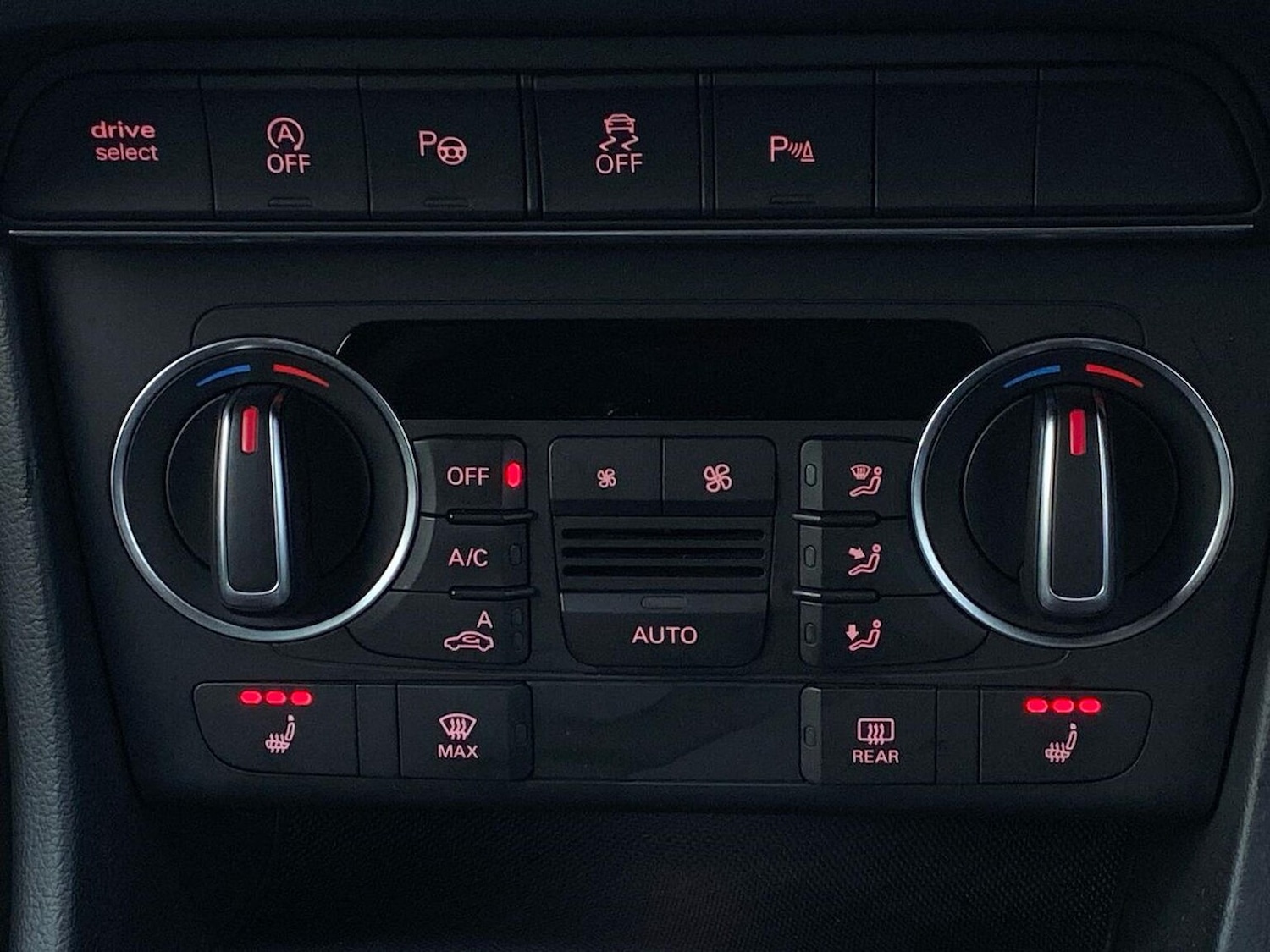 Used Audi Q3 2017 for sale - 76986869: Photo 12