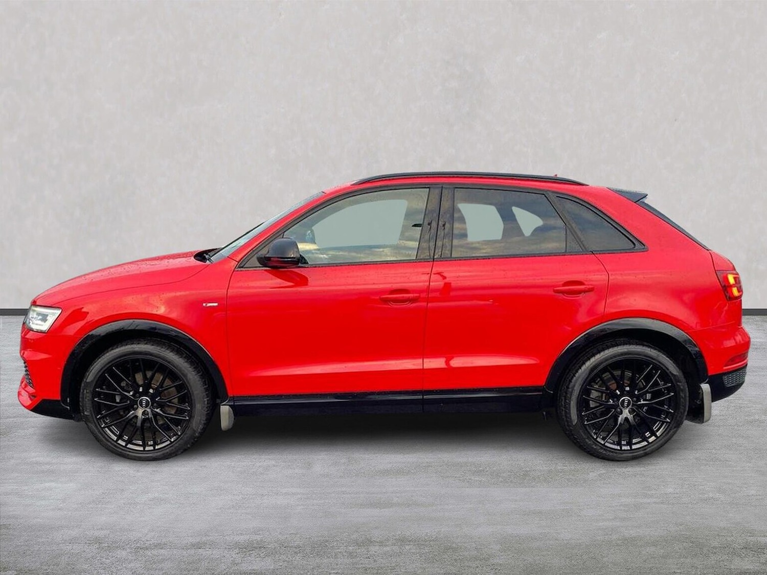 Used Audi Q3 2017 for sale - 76986869: Photo 19