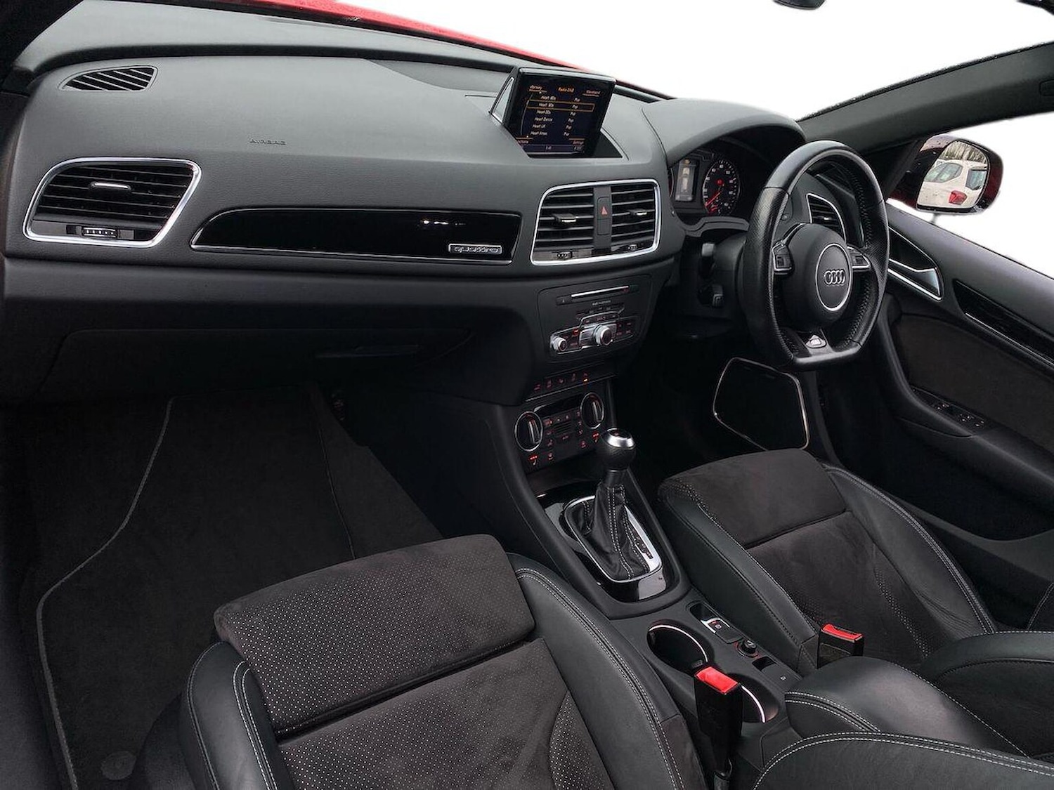 Used Audi Q3 2017 for sale - 76986869: Photo 7