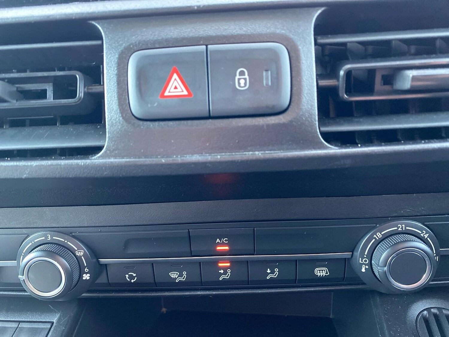 Used Vauxhall Combo 2021 for sale - 76413938: Photo 12