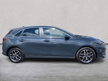 Used Kia Ceed 2023 for sale - 79302042: Photo