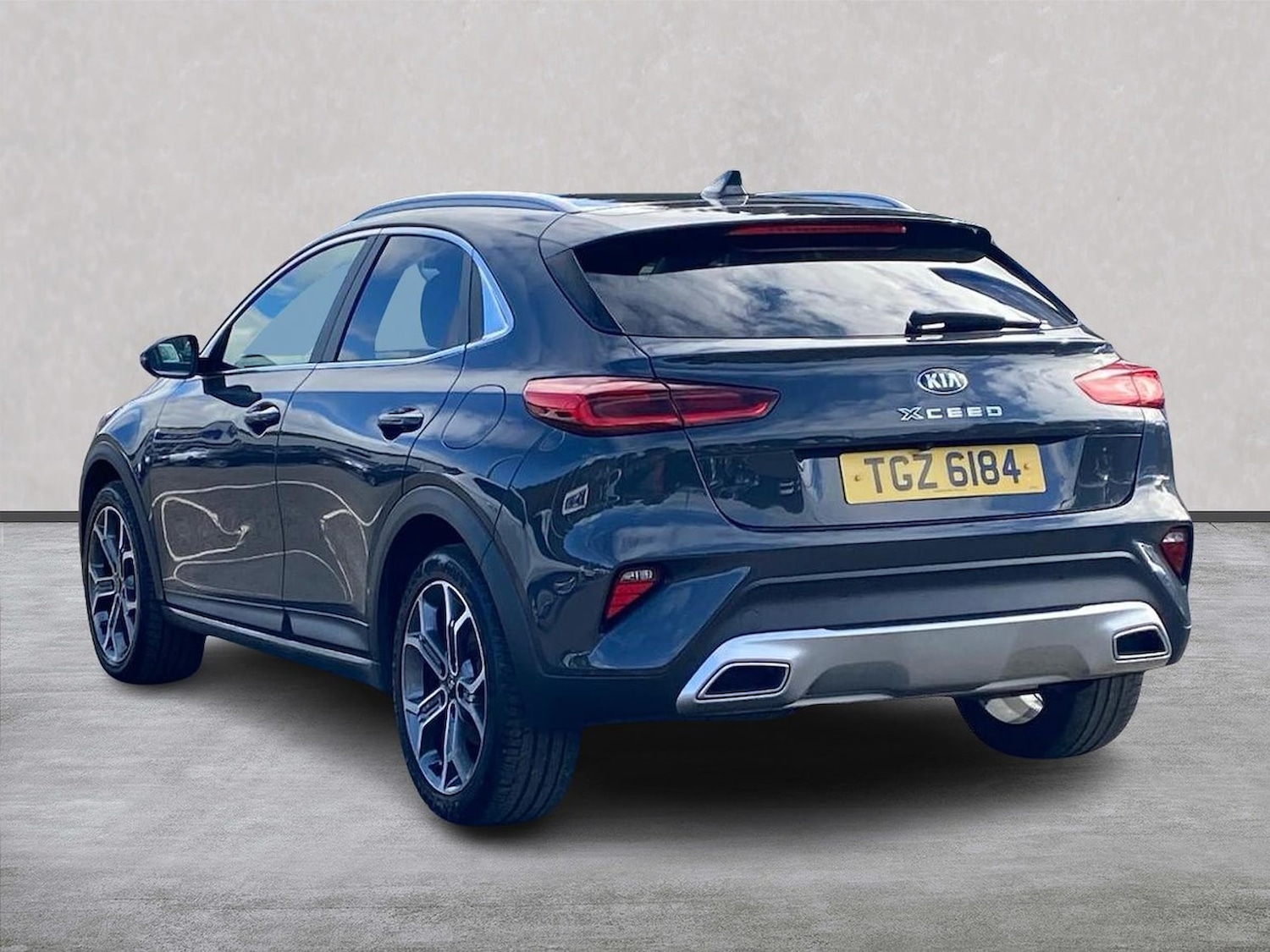 Used Kia XCeed 2021 for sale - 76082511: Photo 2