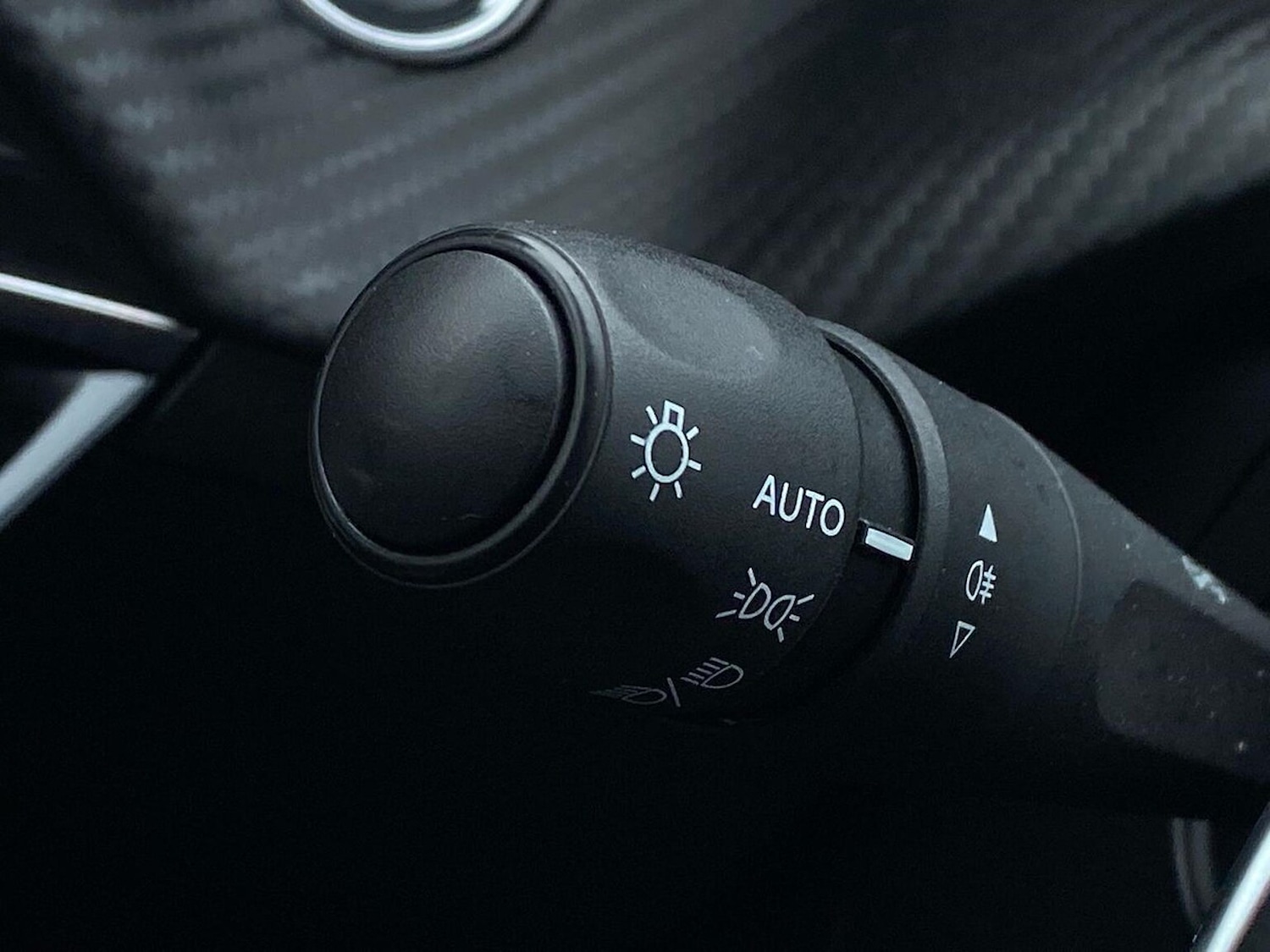 Used Peugeot 2008 2021 for sale - 77983996: Photo 28