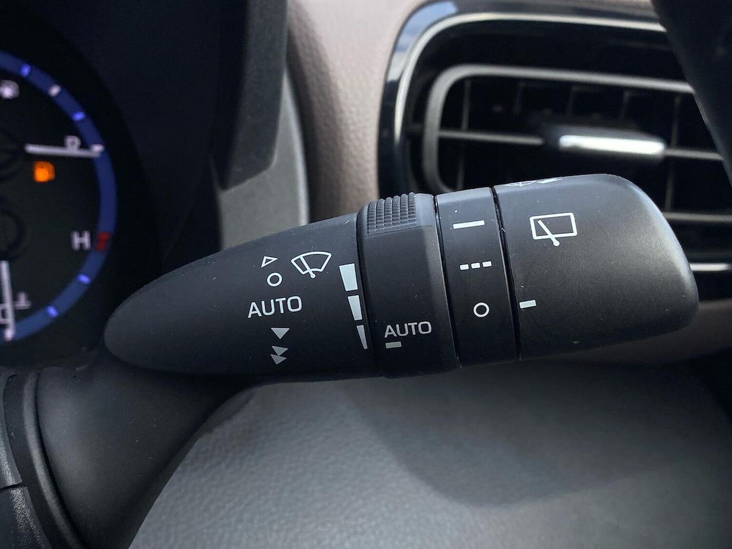 Used Toyota Yaris Cross 2022 for sale - 78192654: Photo 30