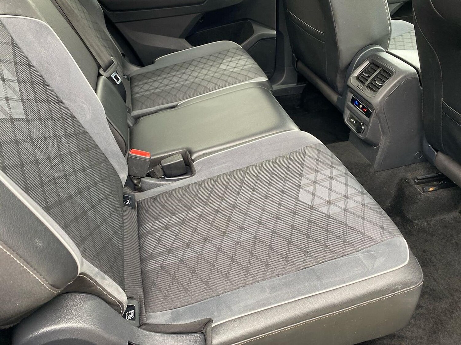 Used Volkswagen Tiguan Allspace 2024 for sale - 78192760: Photo 16