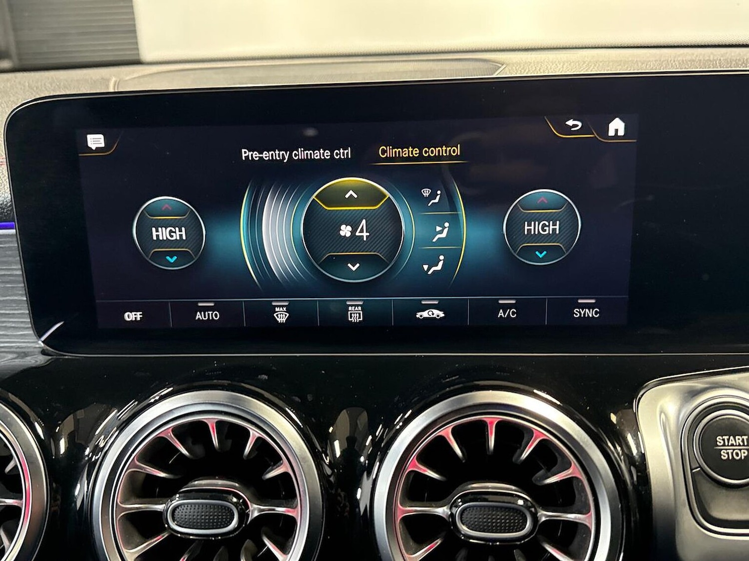 Used Mercedes-Benz EQB 2022 for sale - 76577239: Photo 12