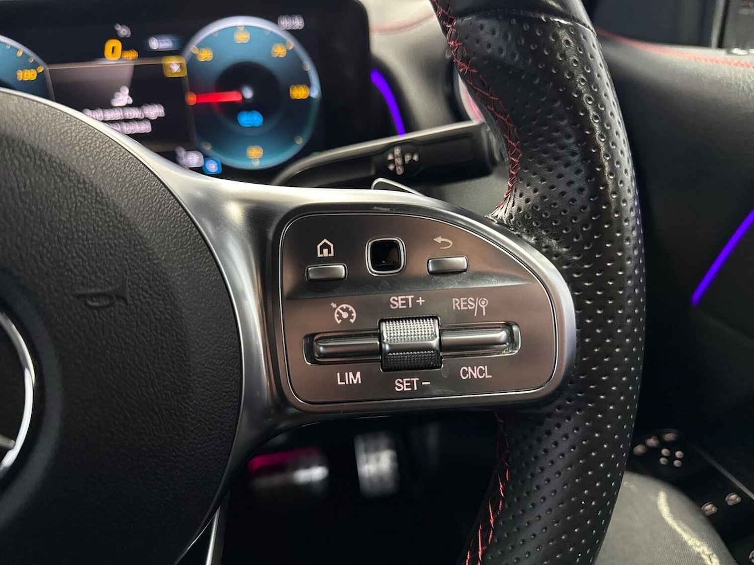 Used Mercedes-Benz EQB 2022 for sale - 76577239: Photo 25