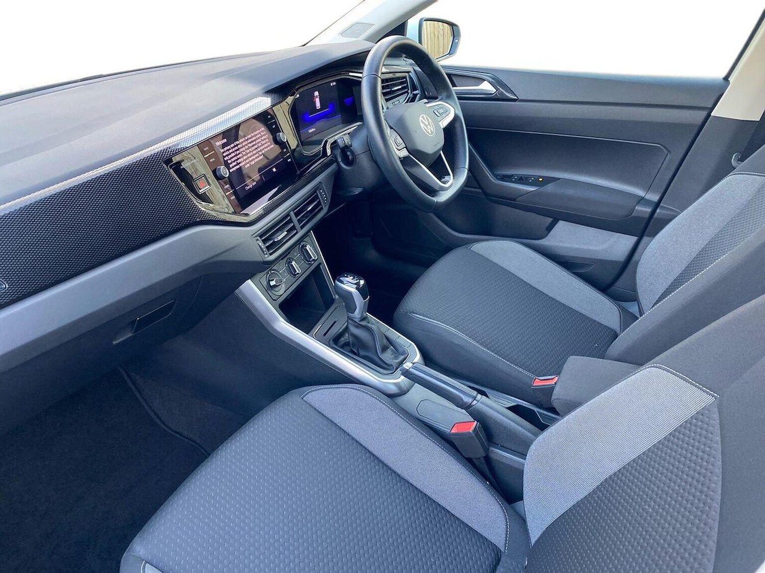 Used Volkswagen Polo 2022 for sale - 77077987: Photo 7