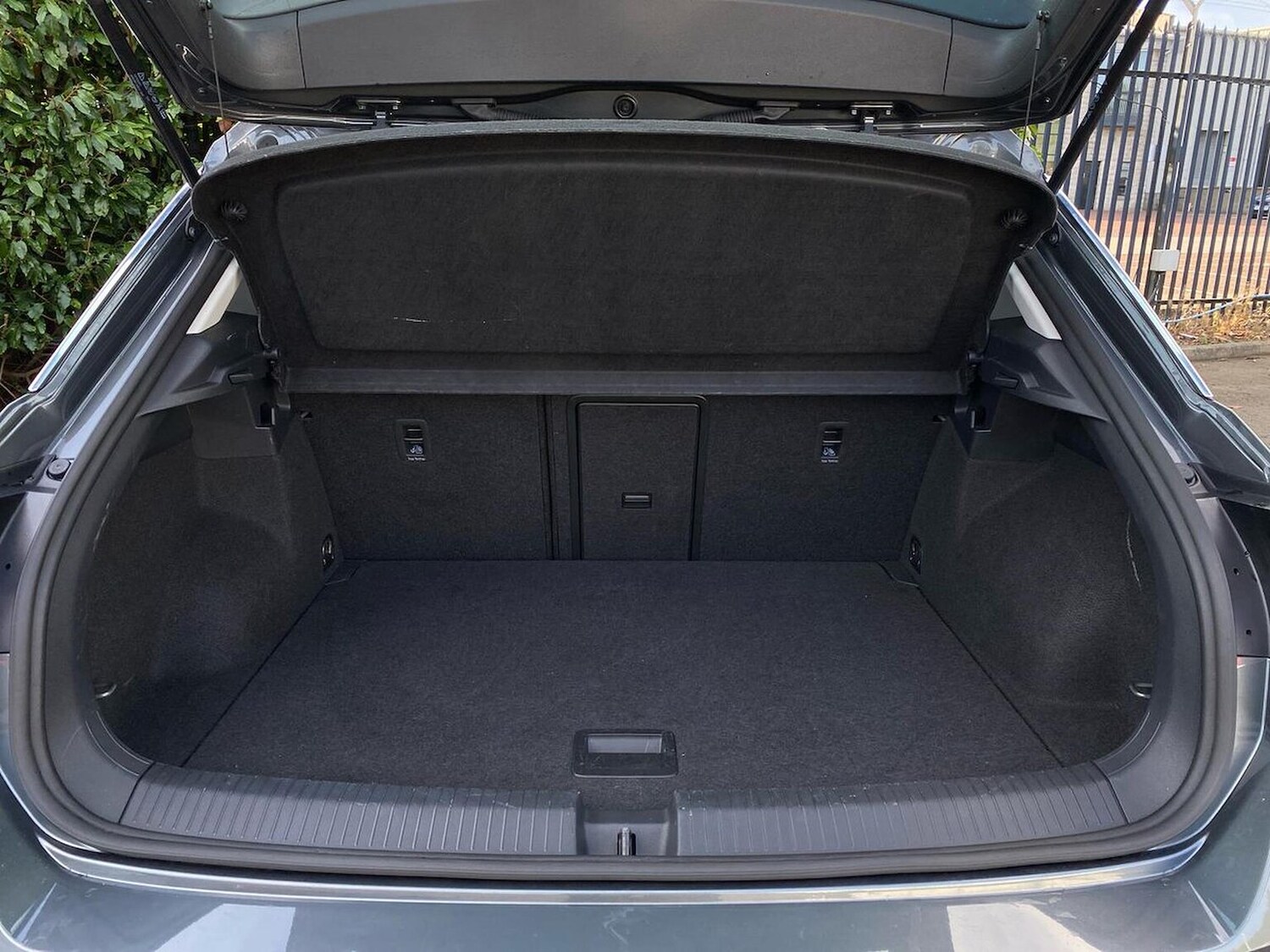 Used Volkswagen T-Roc 2023 for sale - 76035755: Photo 17