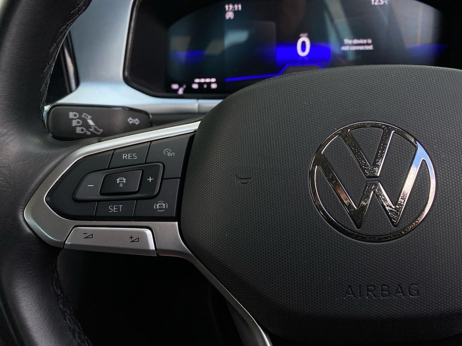 Used Volkswagen T-Roc 2023 for sale - 76035755: Photo 27