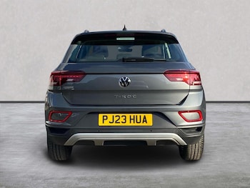 Used Volkswagen T-Roc 2023 for sale - 76035755: Photo 4