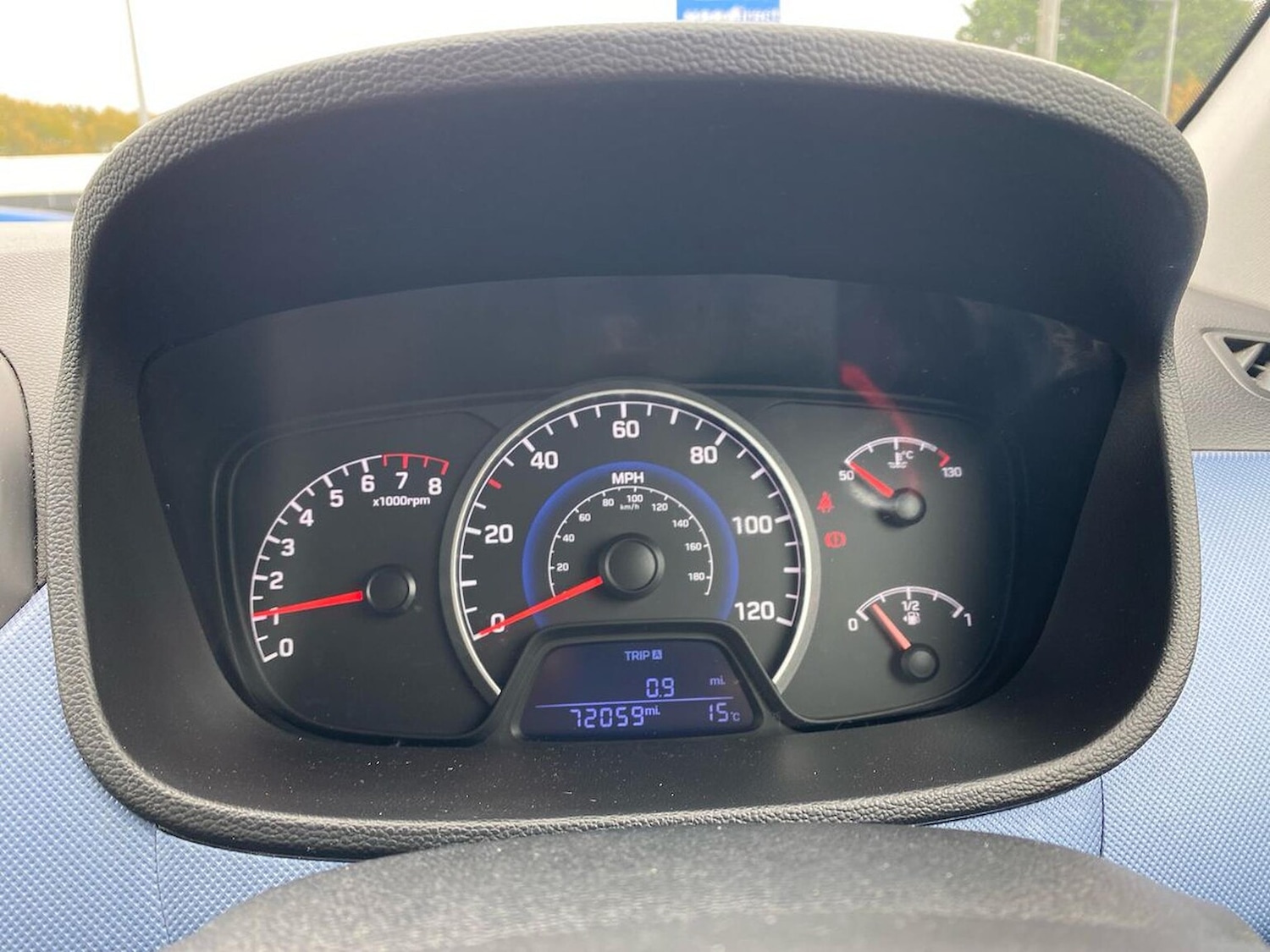 Used Hyundai i10 2017 for sale - 76392458: Photo 10