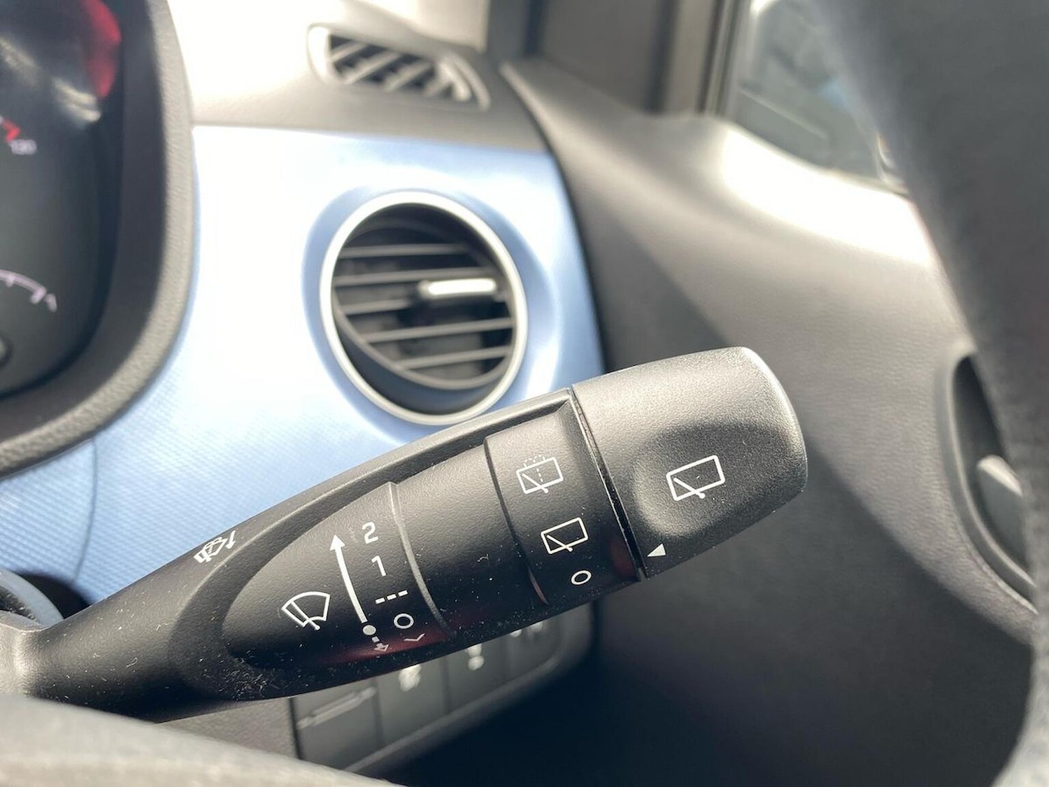 Used Hyundai i10 2017 for sale - 76392458: Photo 26