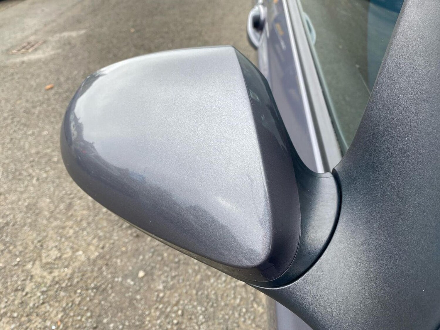 Used Hyundai i10 2017 for sale - 76392458: Photo 30