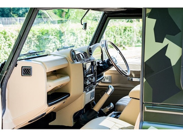 Used Land Rover Defender 90 2013 for sale - 75249178: Photo 26