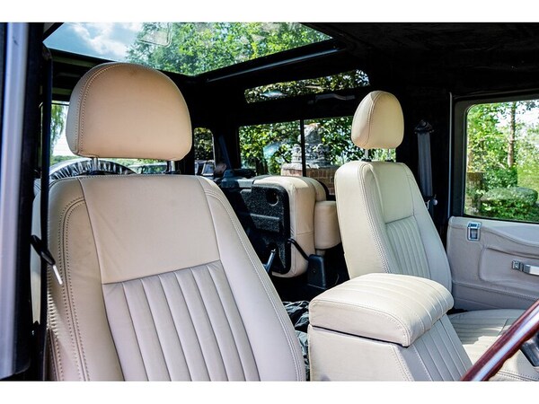 Used Land Rover Defender 90 2013 for sale - 75249178: Photo 38