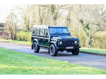 Used Land Rover Defender 110 2014 for sale - 73196048: Photo