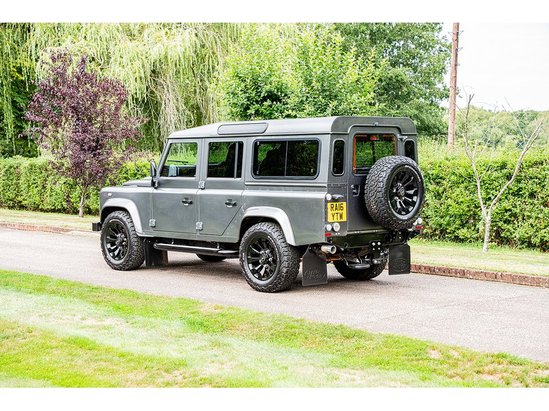 Used Land Rover Defender 110 for sale - 76532190: Photo 10