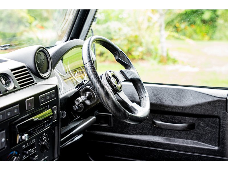 Used Land Rover Defender 110 for sale - 76532190: Photo 11