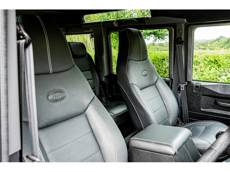 Used Land Rover Defender 110 for sale - 76532190: Photo 13