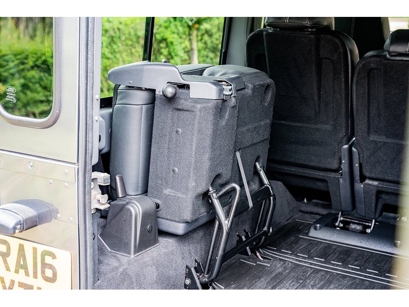 Used Land Rover Defender 110 for sale - 76532190: Photo 19