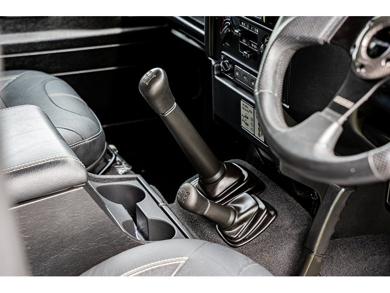 Used Land Rover Defender 110 for sale - 76532190: Photo 25