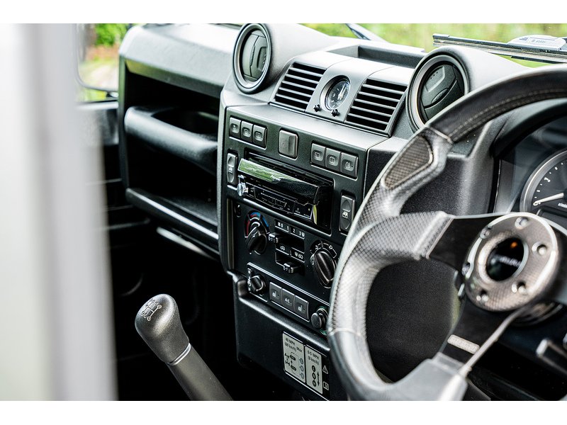 Used Land Rover Defender 110 for sale - 76532190: Photo 26