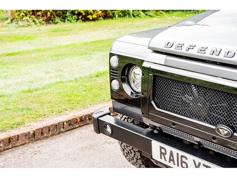 Used Land Rover Defender 110 for sale - 76532190: Photo 32