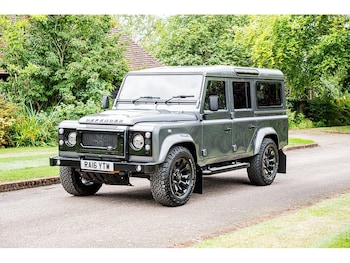 Used Land Rover Defender 110 2016 for sale - 76532190: Photo